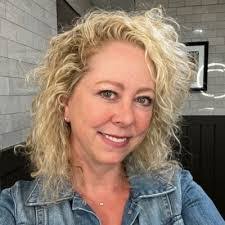 Pam Patten's Instagram, Twitter & Facebook