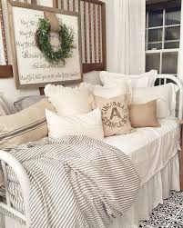 Using a vintage suitcase as a vanity table is an intriguing idea. 270 Vintage Bedrooms Ideas In 2021 Shabby Chic Bedrooms Beautiful Bedrooms Chic Bedroom