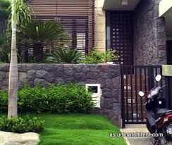 Tidak hanya dari segi keamanan, pagar minimalis juga banyak dipilih karena mampu memberi kesan tersendiri pada sebuah hunian. 43 Desain Pagar Rumah Dengan Batu Alam Background Sipeti