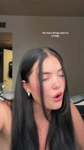 Girl put your records on🥹💕 #acoustic #acousticcovers #singing #Voice...