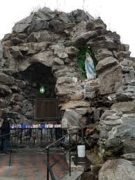 This full color our lady of lourdes stone grotto with blooming rose accents makes a beautiful focal point for the catholic garden. Our Lady Of Lourdes Grotto Bronx Ny Review Tripadvisor