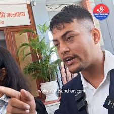 Ab Nepal 🇳🇵 अब नेपालमा एक पटक कर्मचारी तन्त्रपनि सव खारेज गरेर । नाताबाद  कृप्पावाद पनि खारेज गरेर सक्क्षम वक्ति लाई नियुक्ति गर्नु पर्छ नत्र ...