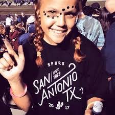 Kami Matthews's Instagram, Twitter & Facebook