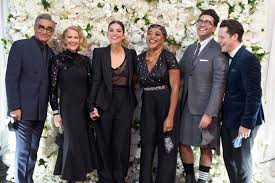 Start here with these 5 essential episodes that are guaranteed to get you. How Schitt S Creek Was Able To Gather For 2020 Emmys Amid Covid 19