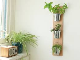 Shop for indoor wall garden at bed bath & beyond. How To Make A Diy Wall Garden For Under 20 Rent A Center