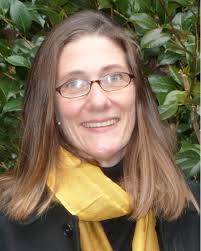 Sarah Gates's Instagram, Twitter & Facebook