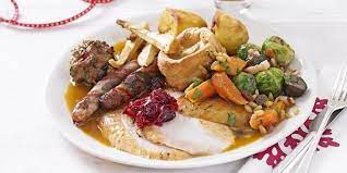 Roast dinners are a staple of british culture, there's no denying it. What Is The Difference Between The Christmas Meal In England And The U S Quora