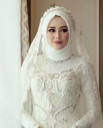 Tesettur Gelin Basi Modelleri Wedding Dresses Wedding Hijab Styles Muslim Wedding Dresses