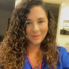 Erika G, RN (@erikagmom_rn)