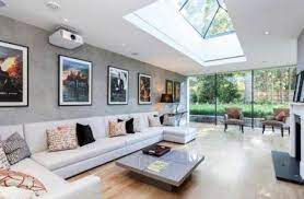 Gunakan karpet luas yang warnanya satu pektrum dengan sofa. Cara Menata Ruang Tamu Yang Luas Agar Nyaman Lakukan 3 Tips Ini