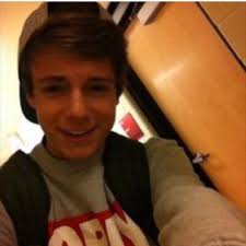 Cameron Cruz (@cameroncruz97)