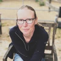 1200+ "Beese" profiles