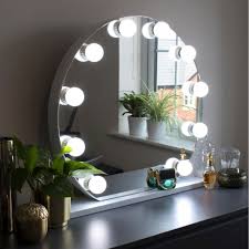 Impressions vanity hollywood vanity mirrors are the perfect mirrors for all your makeup and decor (and selfie) needs. Audrey Round Hollywood Vanity Mirror With Lights At Home Comforts