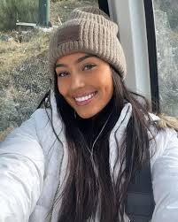 Tia Gregory's Instagram, Twitter & Facebook