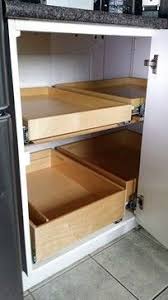 Pin Von Wendy White Auf Kitchen Storage Ecke Kuchenschrank Eckschrank Losungen Kuchenaufbewahrung