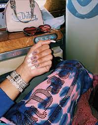 Saweetie rocked a multitude of gemstone rings at the 2021 billboard music awards. Pin On Beautiful Nails And Little Piggies