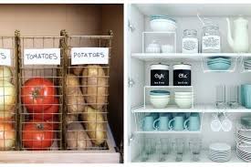 Karena itu usahakan memiliki jadwal rutin untuk membersihkan seluruh sudut rumah bersama anggota keluarga tersayang. 10 Ide Menata Barang Di Rumah Agar Selalu Rapi Bisa Ditiru Nih