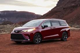 What features in the 2019 toyota sienna are most important? Redesigned 2021 Toyota Sienna All You Need To Know U S News World Report
