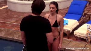 Madchen Amick Hot Bikini Scene - Californication S02e08: Beach Beach Porn |  xHamster