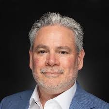 Wes Marks's Instagram, Twitter & Facebook