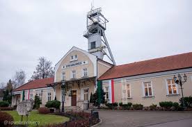 La selección española se enfrenta a la polonia de lewandowski. Visitar Las Minas De Sal De Wieliczka Polonia Los Apuntes Del Viajero