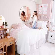 Pin On Preppy Room Inspo