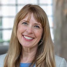 My work wife is having a baby👶🏼 I am so excited to watch you become a  mama! I am grateful for our friendship, like sisters, and our working  partnership, where we continue