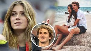 Their relationship was all but confirmed after the two were seen together in mexico where zverev had come with federer. Alexander Zverev Family Video With Girlfriend Brenda Patea Youtube