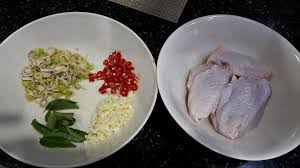 Jadilah ayam masak serai yang terangkat gitu. Resipi Ayam Masak Serai Yang Ringkas Tapi Sedap Tak Terkata