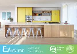 Mueble de cocina en melamina novokor, comprende de muebles altos y muebles bajos con tablero de granito negro. China Diseno Plano De Panel De Puerta De Melamina De Color Amarillo De Muebles De Cocina Armario De Casa Ideas Comprar Armario De Cocina De Madera En Es Made In China Com