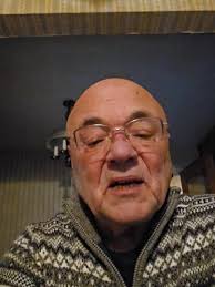 Happy New Year and a joyous and prosperous 2025 to all! Blessings  especially to Carmel Murray and all of our friends in Eyeries County Cork  and Navan and Trim County Meath. Tom Richards