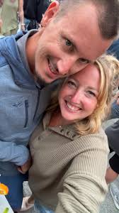 Wine tour bus recommendations with customizable stops