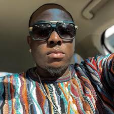 Chicago 60651 LIGHT REHAB Must have valid license and insured