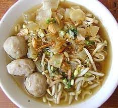 Noodles Wit H Tendon Ensaladas Zumos Licuados