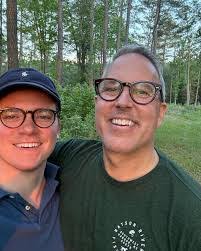 Brian Branton's Instagram, Twitter & Facebook