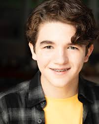 Actor Eli Wood! @elijahwood1019 Second time shooting with Eli and it just  gets better. He knows how to work the camera. 🤩 Thanks Stephanie (momager)  for the kind words. Proud to be