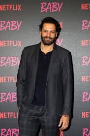 2018 fed up with their families and classmates, two teen girls from a wealthy part of rome are drawn to the city's underworld and start leading double lives. Netflix Serie Baby Mehdi Nebbou The Ultimate Fan Club Facebook