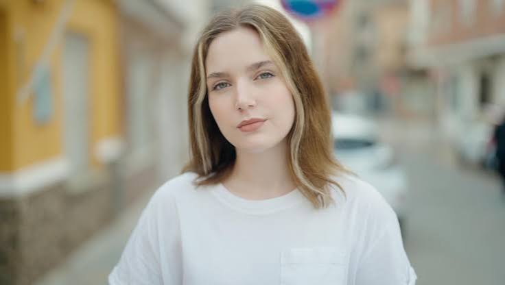 Random white girl Photos - Download Free High-Quality Pictures | Magnific  (formerly Freepik)