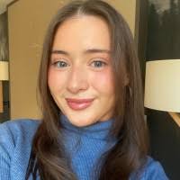 60+ perfiles de «Aimée»