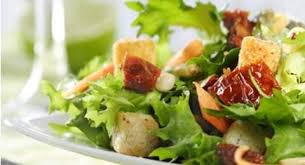 Tidak hanya mengenyangkan namun menu yang satu ini juga menyehatkan. Menu Sehat Cara Membuat Salad Sayur Super Enak Agen Fiforlif Surabaya
