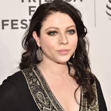 Fans Honor Betty White's Birthday With Heartwarming “Betty White Challenge” 