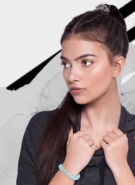 Keep them low to get your perfect bun. Invisibobble Official Site