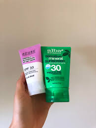 I share the best tinted sunscreens for each fitzpatrick phototype. Best Lip Balm With Spf Reddit Chapstick