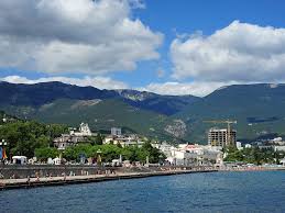 Поездка в крым на машине в 2021 году. Staraya Chast Yalty Gorod Yalta I Prigorod Yalty