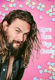 Thirsty thursday, a fresh can of Mananlu Water gives him new energy 🫗💖💞💞