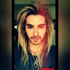 Bill himself doesn't have black hair irl and neither does tom. Blonde Lion Billkaulitz Billy Kaulitz Blondelion Lion Blonde Beautiful Ice Love Tokiohotel Snapwidget