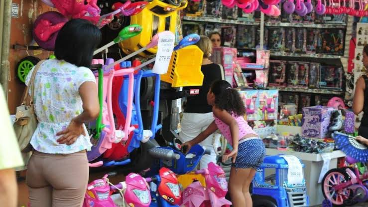 Vendas do Dia das Crianças devem crescer 1,1% e movimentar R$ 9,96 bilhões,  diz CNC