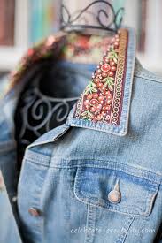 Diy Beaded Denim Jacketanthropologie Inspired Upcycling Ideen In 2020 Denim Handwerk Umgestaltete Kleidung Kleidung Selber Nahen