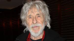 Je peux vous dire que le matin..." : Pierre Richard se confie sur sa santé  après avoir passé le cap des 90 ans