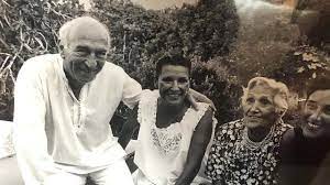 Dopo alcune esperienze come attore (achtung! Giuliano Montaldo 90 Anni Del Regista Con Il Cuore Vicino A Chi Lavora 4 Vera La Mia Forza E La Mia Fortuna La Repubblica